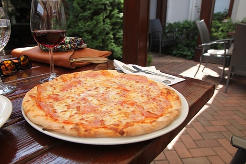 Pizza napoletana